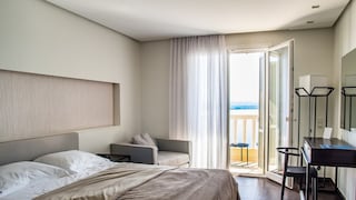 Ni descansar ni dejar las maletas: esto es lo primero que hacen los tripulantes de cabina al llegar a un hotel
