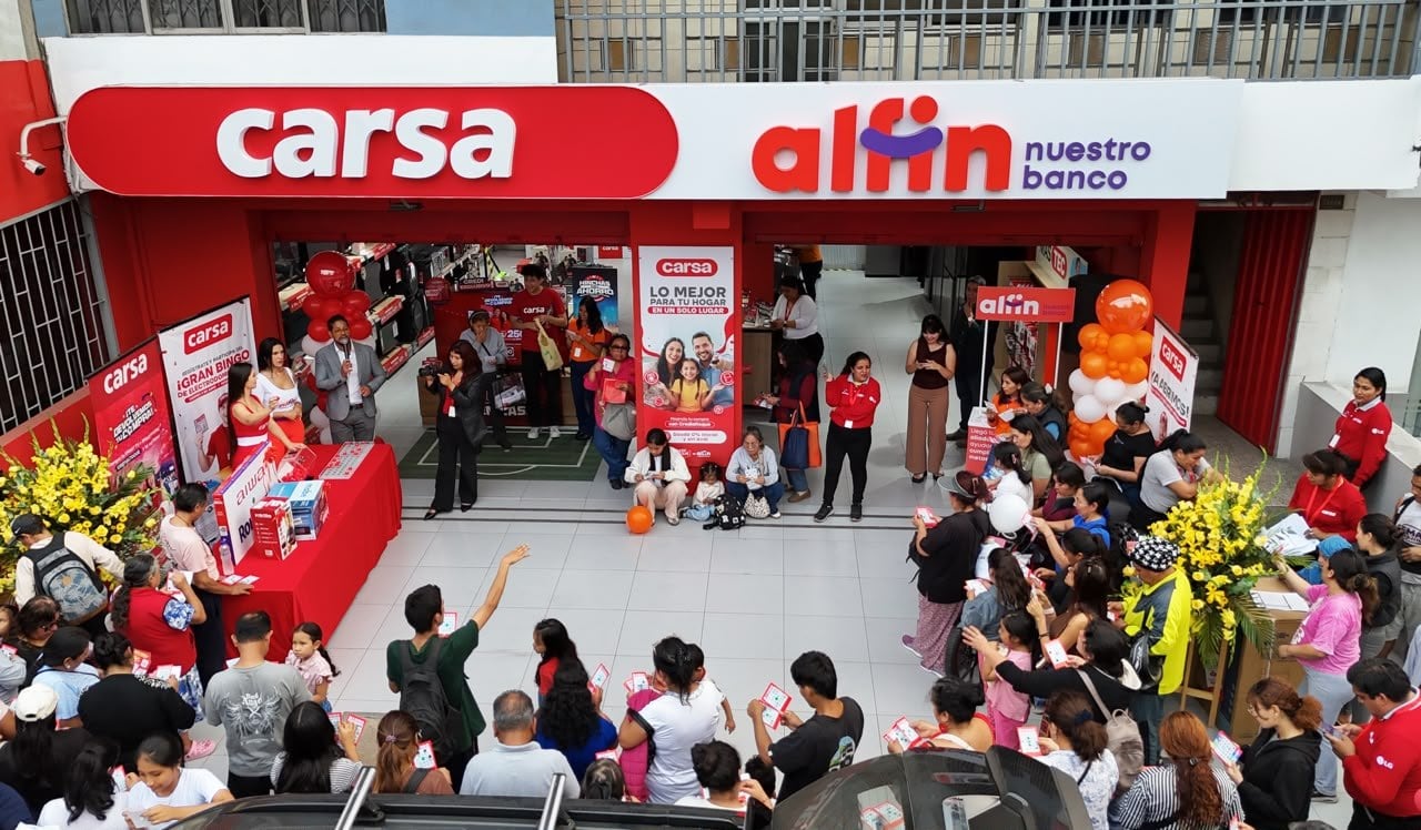 Carsa abrió un nuevo local en Lima en alianza con Alfin Banco, un modelo que integra ventas y financiamiento en un mismo espacio.