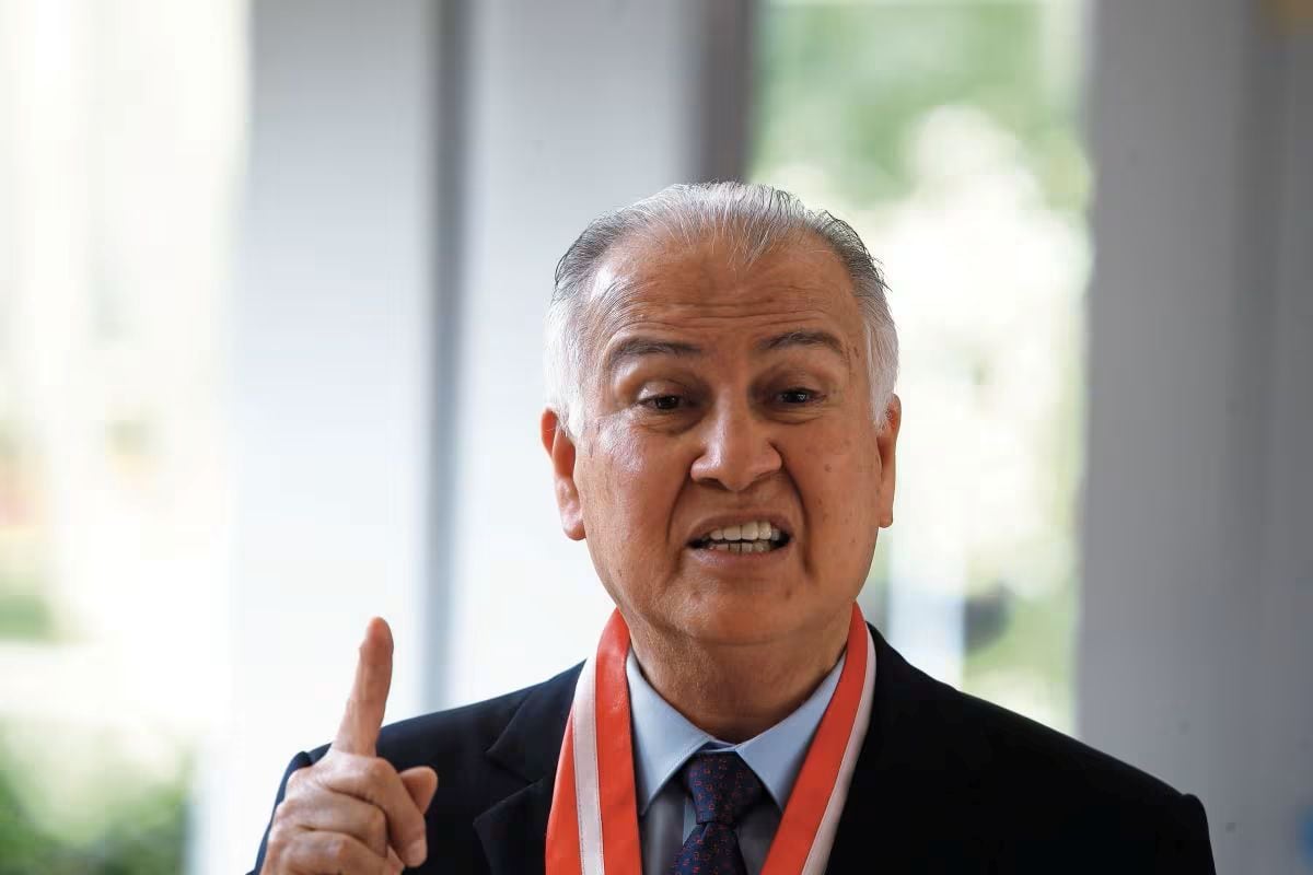 Alfonso López Chau, candidato de Ahora Nación, propuso una reforma integral de la PNP y atacar las economías ilegales para enfrentar la criminalidad. Foto: GEC.