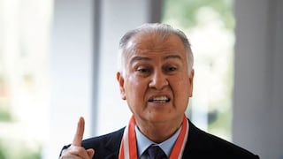 Alfonso López Chau plantea derogar leyes que considera “procrimen” y reforma de la PNP