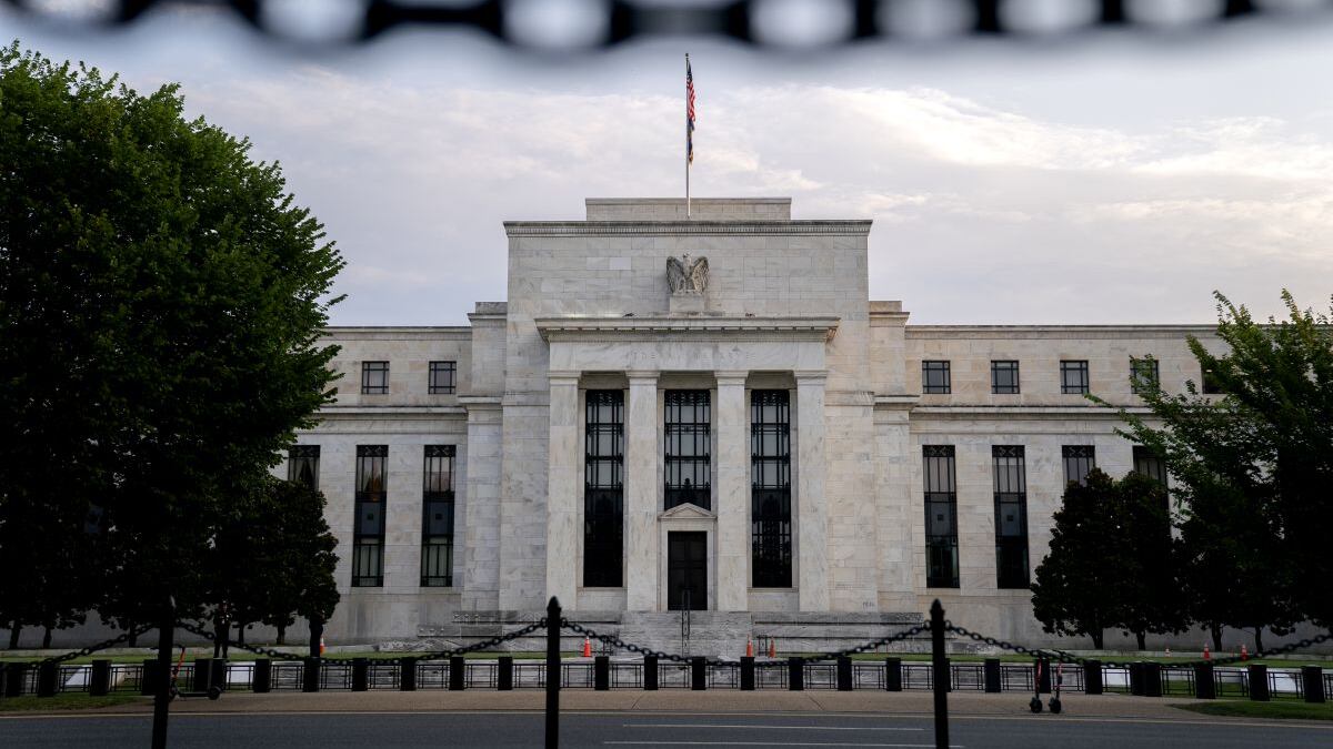 Bank of America lanza advertencia sobre subida de tasas de la Fed