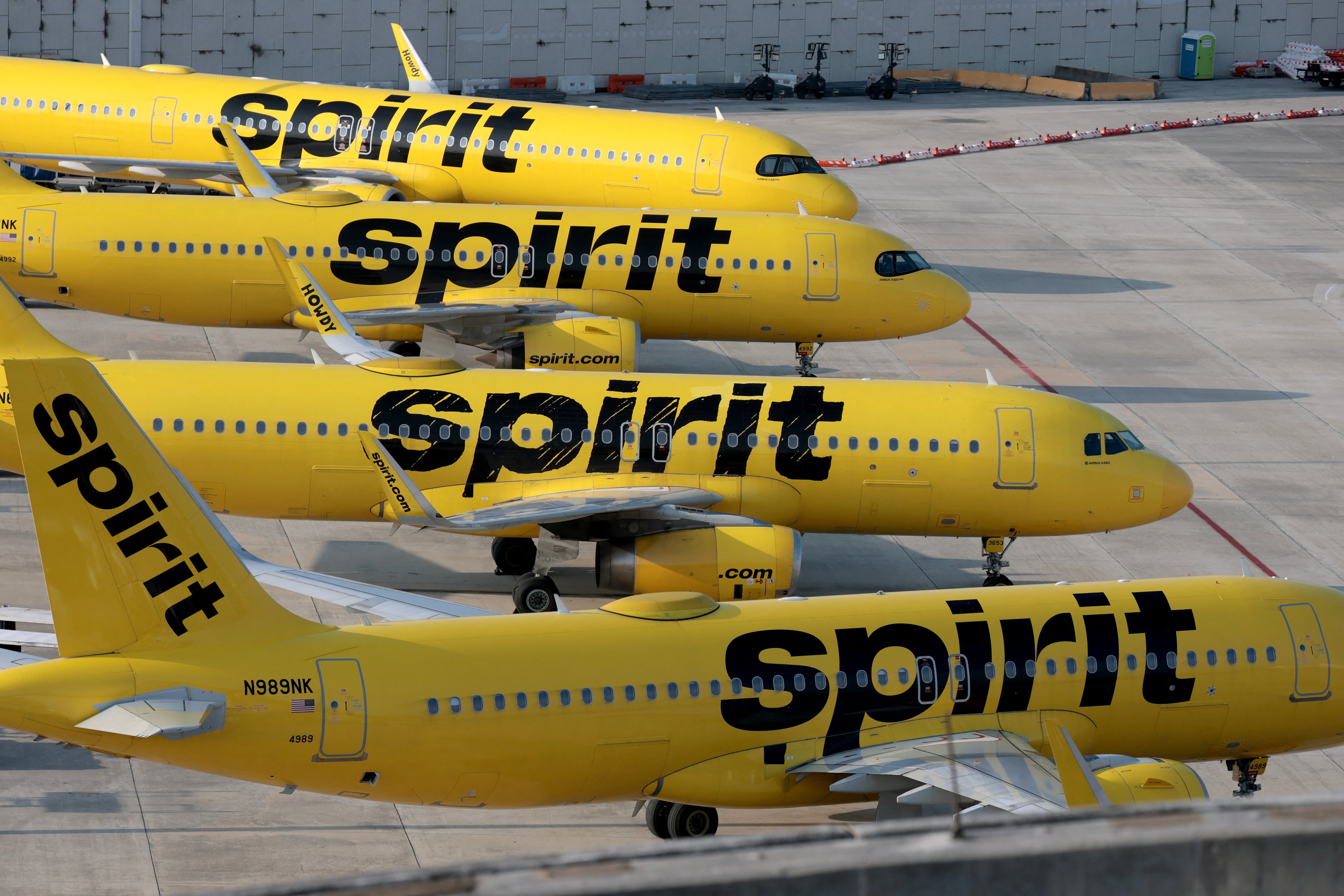 Tras 34 años de servicio, Spirit Airlines lanzó este anuncio oficial que afecta a cientos de pasajeros. (Crédito: JOE RAEDLE / GETTY IMAGES NORTH AMERICA / Getty Images via AFP)