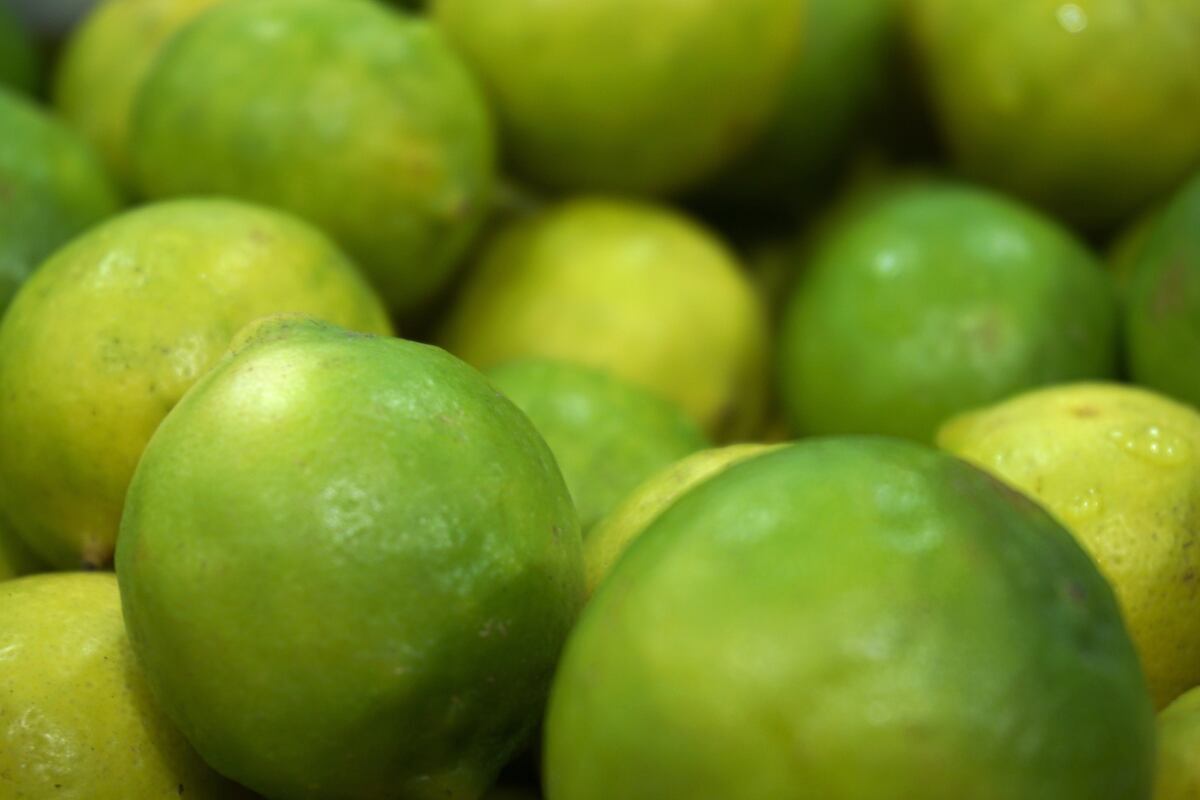 Perú produce alrededor de 500,000 toneladas de limón al año y el 94% se dirige al mercado nacional. (Foto: Pexels/Digital Buggu).