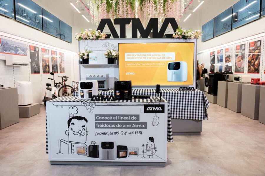 La firma definió que iniciarían su ruta con la introducción de dos de sus marcas propias de electrodomésticos y tecnología Noblex y Atma. (Foto de tienda referencial de Newsan).