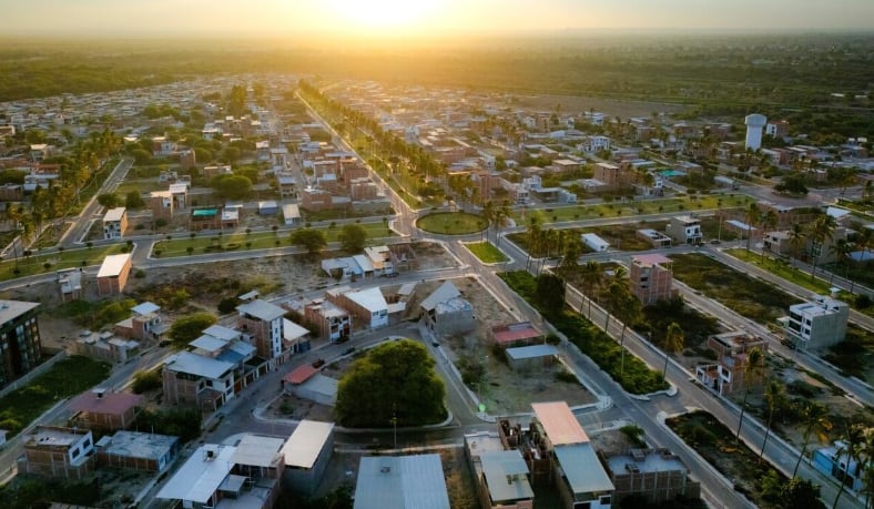 El grupo elevó a 86% la ocupación de su portafolio de renta inmobiliaria durante el 2025. (Foto: Centenario)