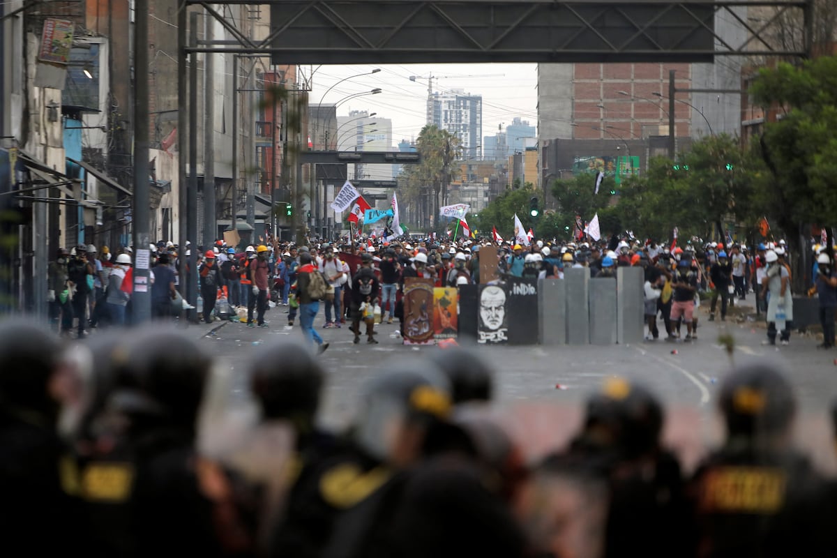 Un cambio radical en la política podría poner en riesgo la percepción de Perú como socio confiable, sostienen expertos. Foto: Lucas AGUAYO / AFP