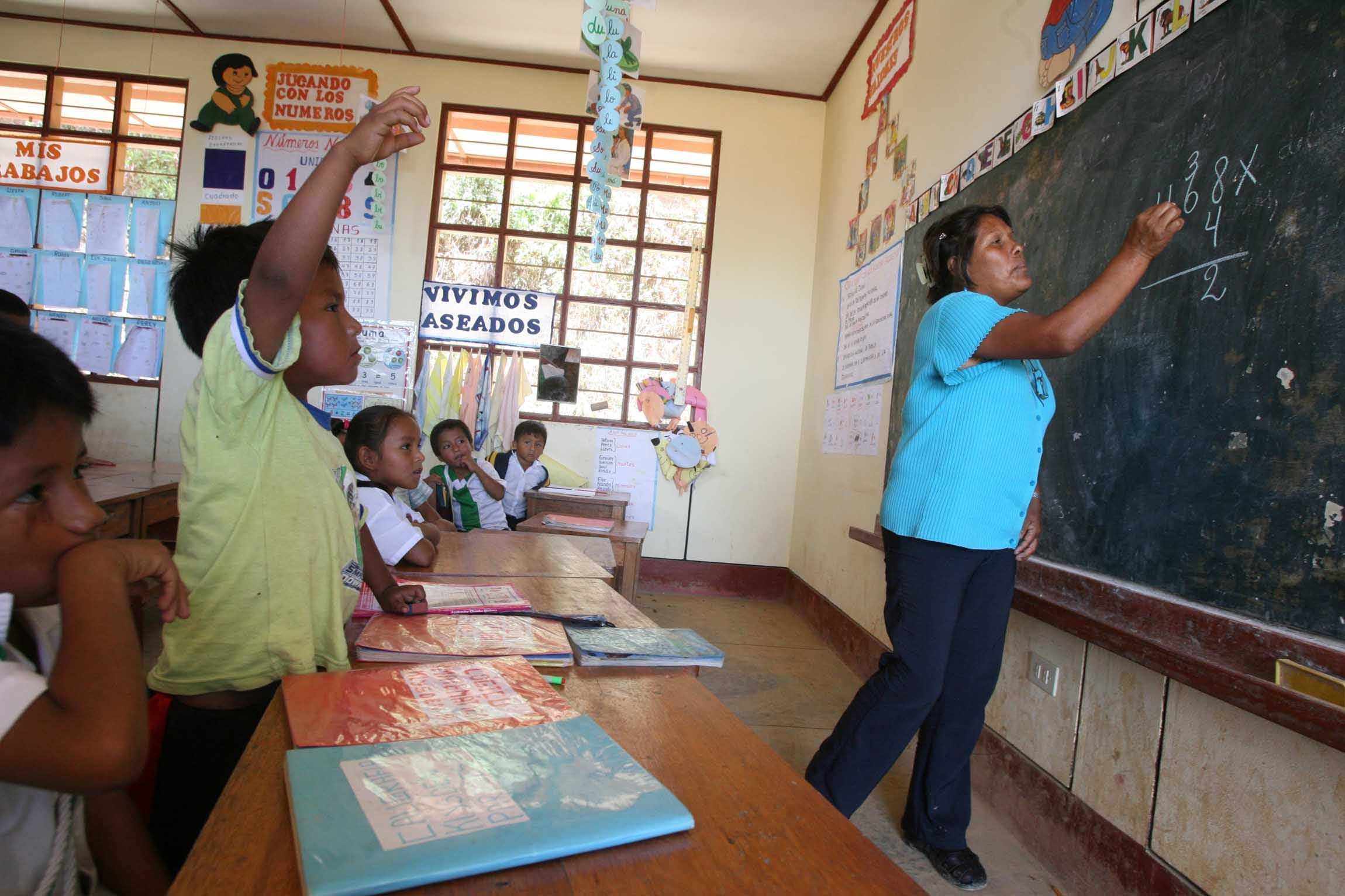 Aprueban ley que otorga bonificación para el personal administrativo de educación del régimen 276. FOTO: DANTE PIAGGIO / EL COMERCIO
