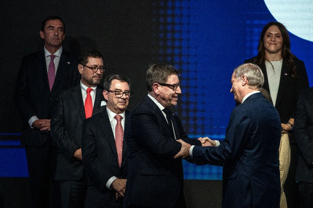 José Antonio Kast, Chiles president, right, with Daniel Mas, Chiles dual minister of mining and economy