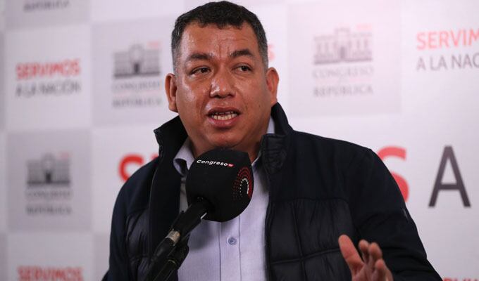 Darwin Espinoza se pronuncia ante investigación del Ministerio Público. Foto: gob.pe