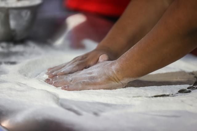 Según el comunicado, Treacy incurrió en discriminación cuando exigió del trabajador documentos adicionales que probaran que podía emplearse en lugar de aceptar los documentos válidos que el trabajador ya había mostrado.