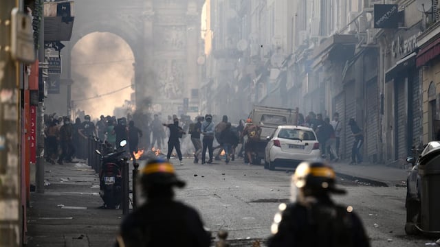 Costo de disturbios en Francia asciende a US$ 305 millones, según aseguradoras