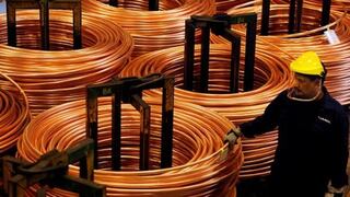 Precio del cobre se mantuvo estable en la semana por debilidad del dólar