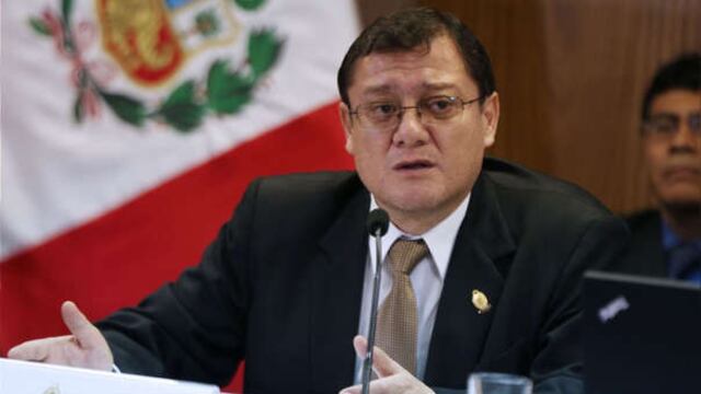 Fiscal Chávez Cotrina: “MEF espera que les toquemos la puerta, como limosneros”