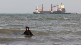 EE.UU. ataca lanzacohetes iraníes en el estrecho de Ormuz
