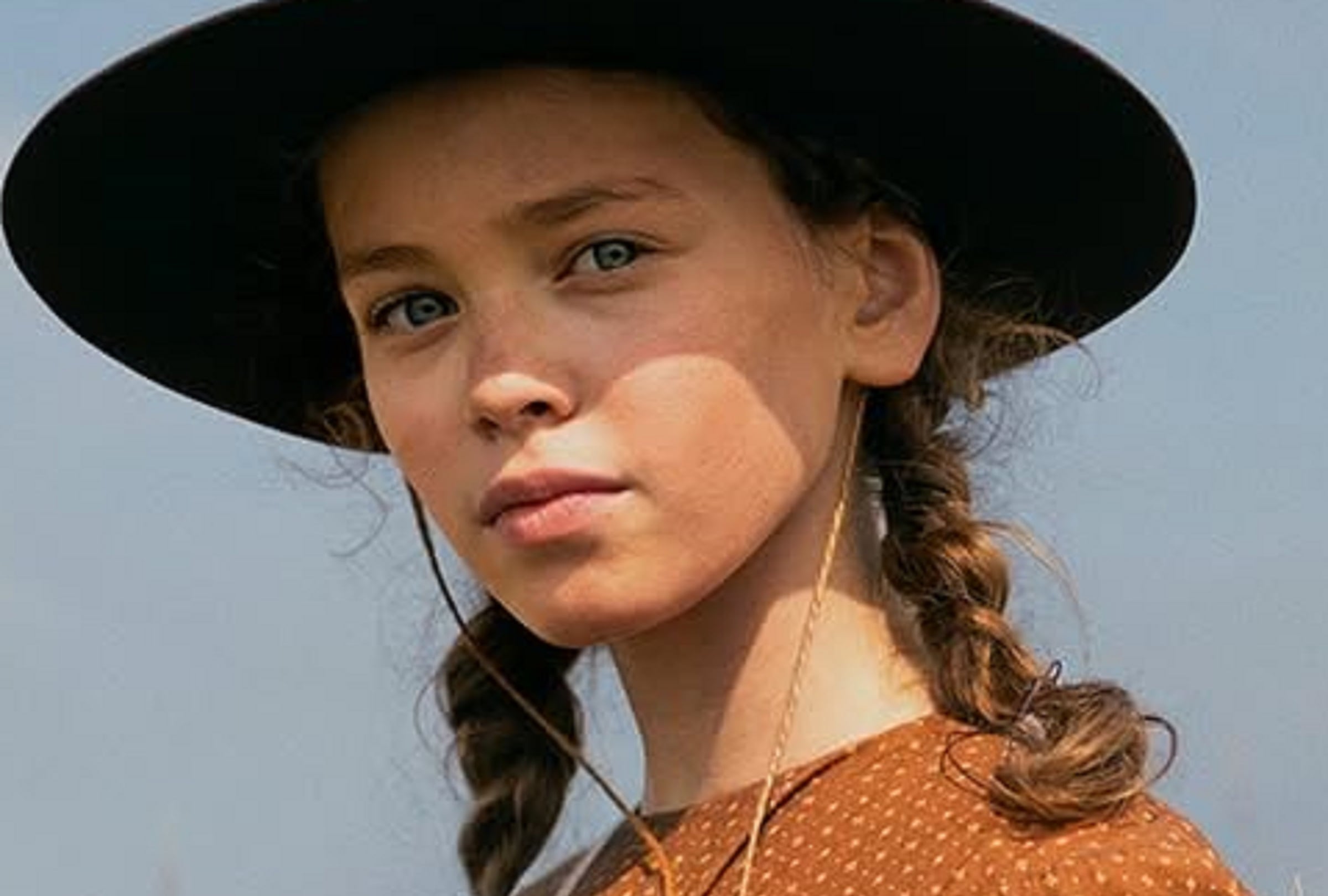 Alice Halsey es la encargada de interpretar a Laura Ingalls, quien es observadora, tierna, decidida y de carácter fuerte, en la serie "Little House on the Prairie" (Foto: Netflix)