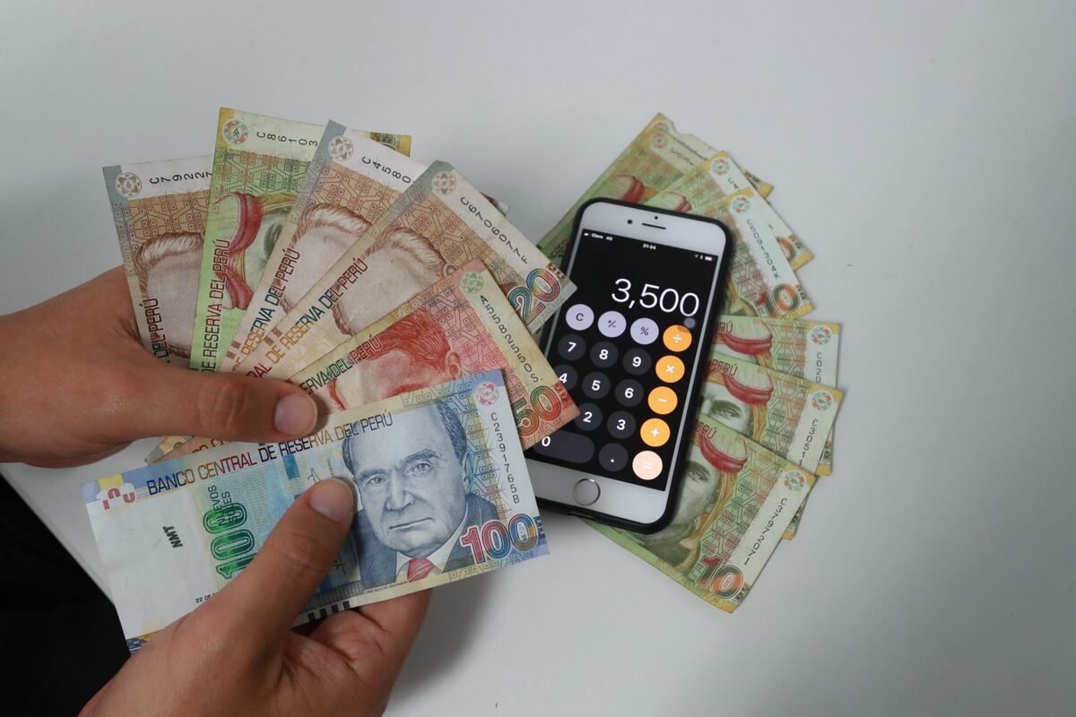 Los préstamos informales son ofrecidos por personas que se dedican a rentabilizar sus excedentes de dinero, imponiendo tasas elevadas, y accediendo a datos personales de las víctimas. (Foto: GEC)