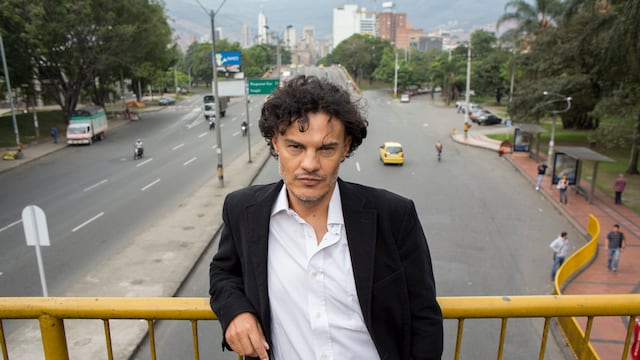 “Narcotráfico es un negocio global, pero Colombia pone los muertos”, según escritor