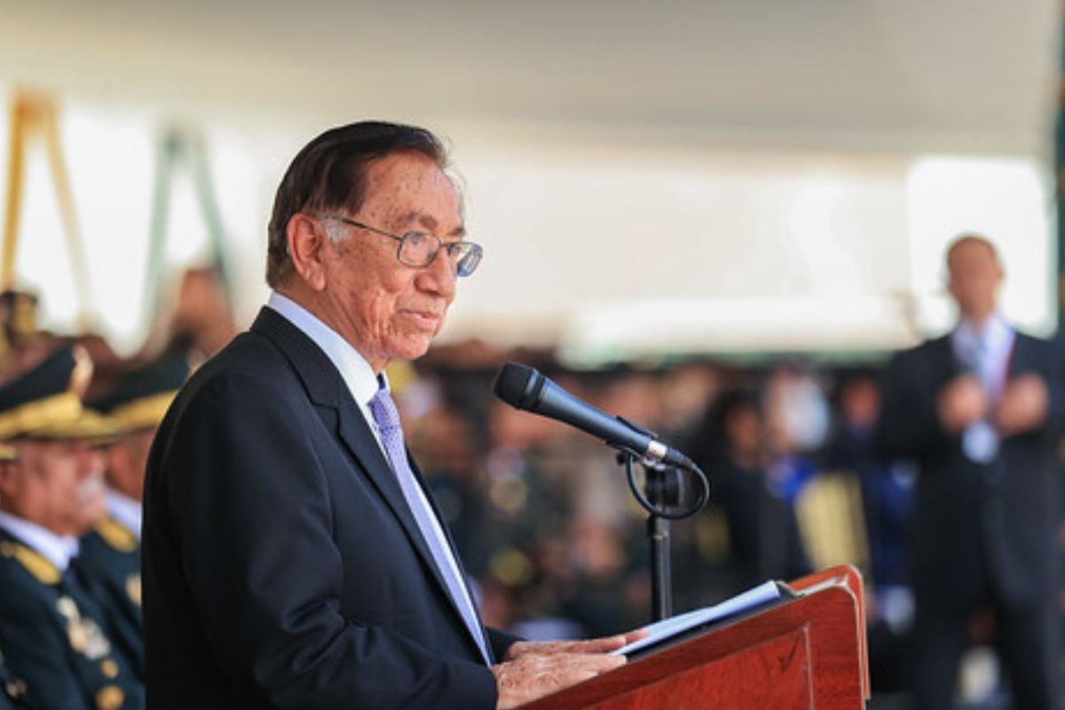 Presidente Balcázar aplica cláusula anticorrupción en adenda para modernizar aeropuertos del sur. (Foto: Presidencia de la República)