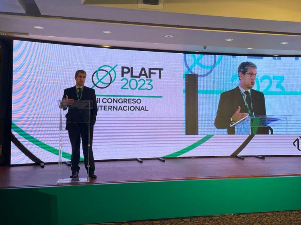 Sergio Espinosa, superintendente adjunto de la UIF. (Foto: SBS)