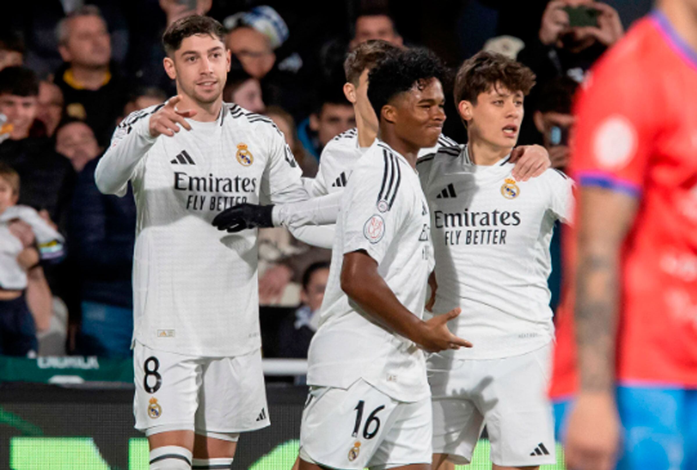 Real Madrid vence con total justicia a Deportiva Minera y avanza a la siguiente fase de la Copa del Rey 2024-2025. (Foto: Marcial Guillén / EFE)