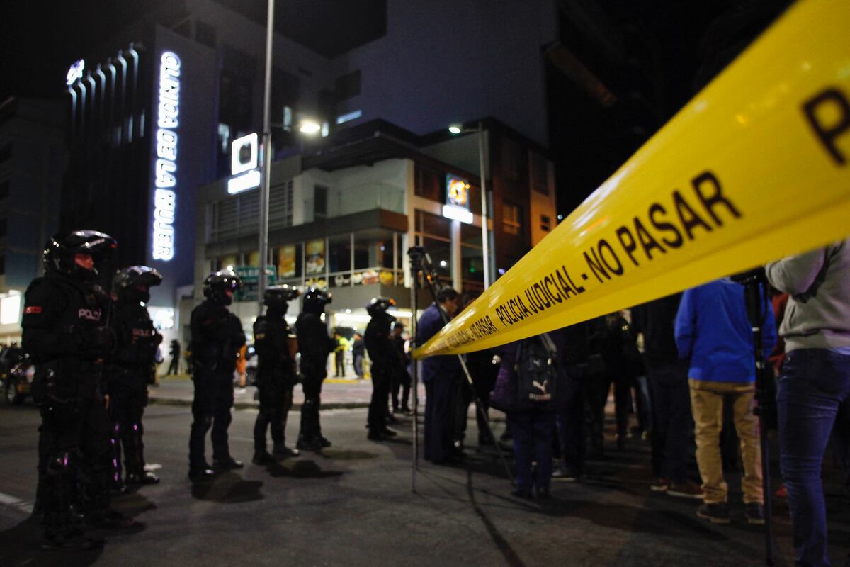 La muerte del candidato presidencial de Ecuador ha enlutecido a todo el país (Foto: AFP)