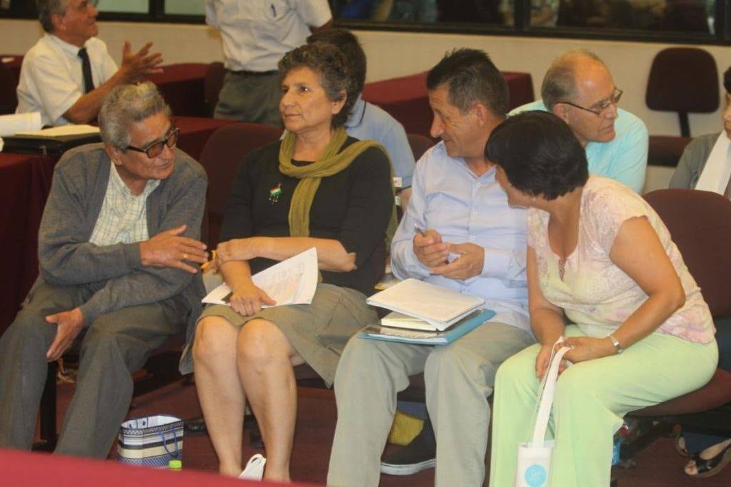 Abimael Guzmán conversa con Elena Iparraguirre y Osmán Morote (Foto: Francisco Medina Tagle/ PJ)