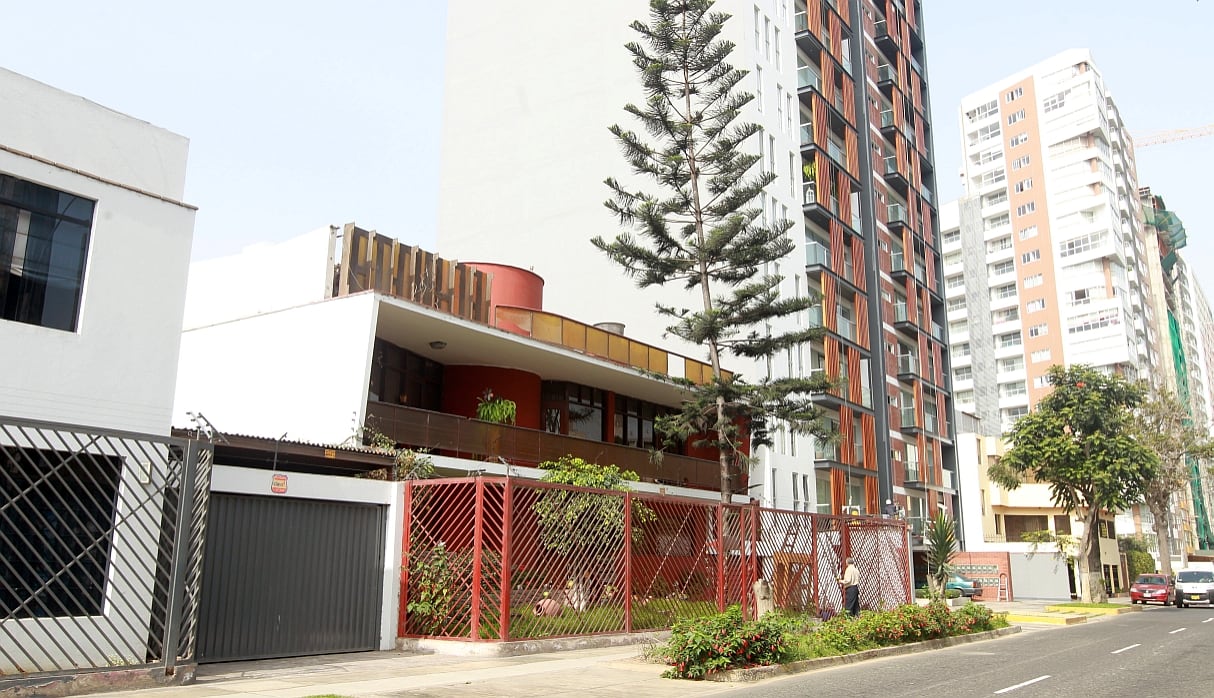 Jesús María-zona sur el precio promedio de las viviendas de segundo uso es de S/ 6,610 por m2, mientras que una vivienda nueva cuesta S/ 8,714 por m2, es decir, un 31% más (foto: GEC).