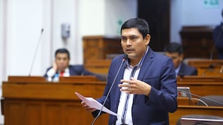 Américo Gonza defiende aprobación de la ley que amplía sanciones a jueces y fiscales
