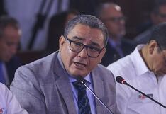 Ordenan 18 meses de impedimento de salida del país contra Juan José Santiváñez