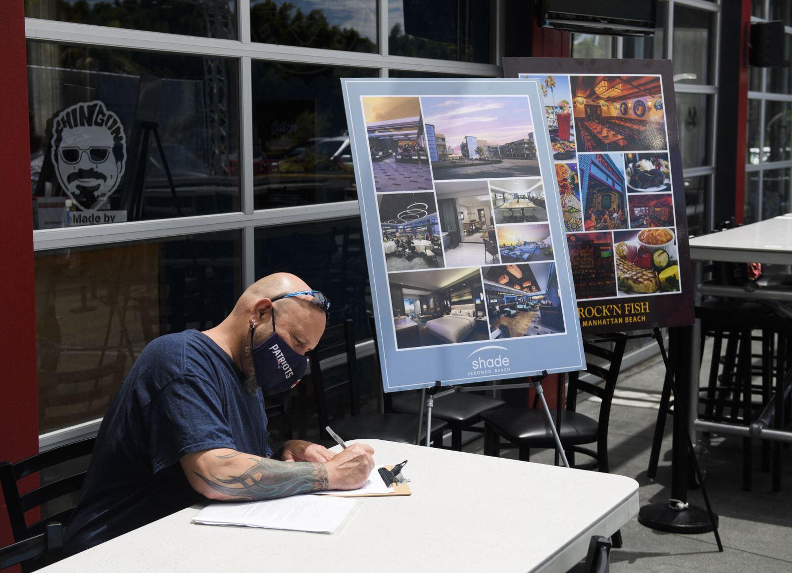 Hay estados con mayores solicitudes de desempleo en Estados Unidos, pero el gobierno indica que no alcanzan los niveles prepandémicos (Foto: AFP)