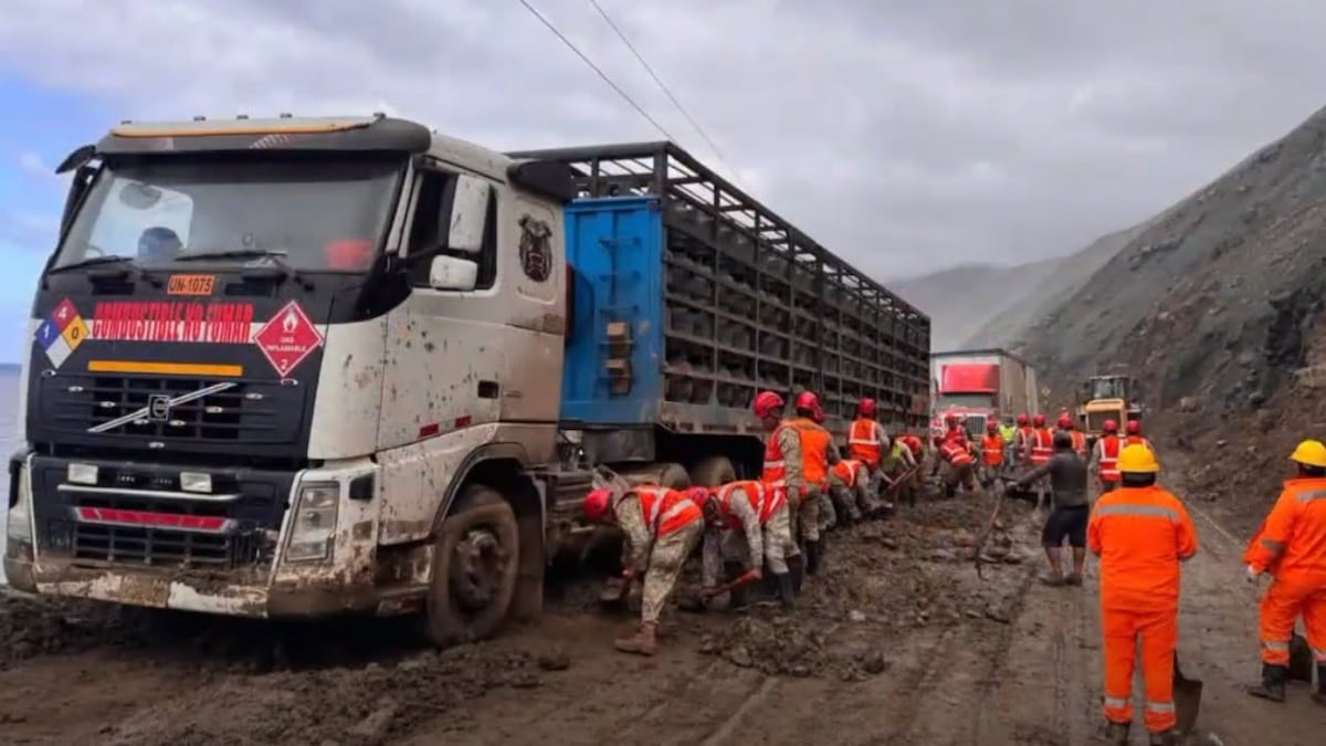 Arequipa sufre quinto día de bloqueo en la Panamericana Sur: Caravelí pide puente aéreo