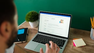 ¿Joven y desempleado? Estudio revela la causa entre el trabajo remoto y la IA