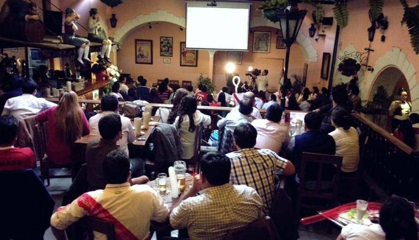 En partidos como el clásico, la demanda puede generar filas de ingreso en los locales. (Foto: Difusión)