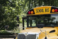 Multa de 225 dólares en Miami-Dade: el error al pasar junto a autobuses escolares que muchos conductores siguen cometiendo