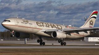 Aerolíneas Emirates y Etihad detectarán enfermos de coronavirus