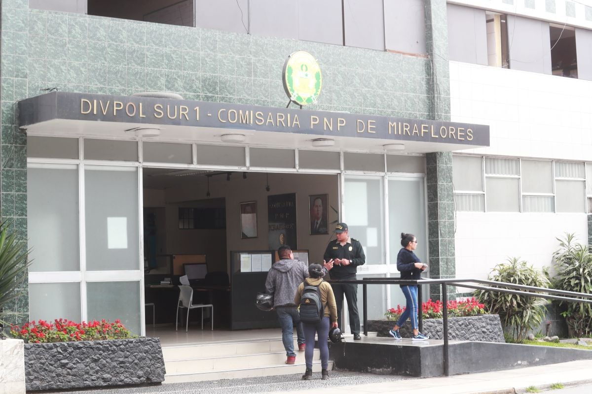 Telefónica informó que comisarías y unidades policiales ya no contarán con el servicio brindado por su empresa. (Foto: Lino Chipana)
