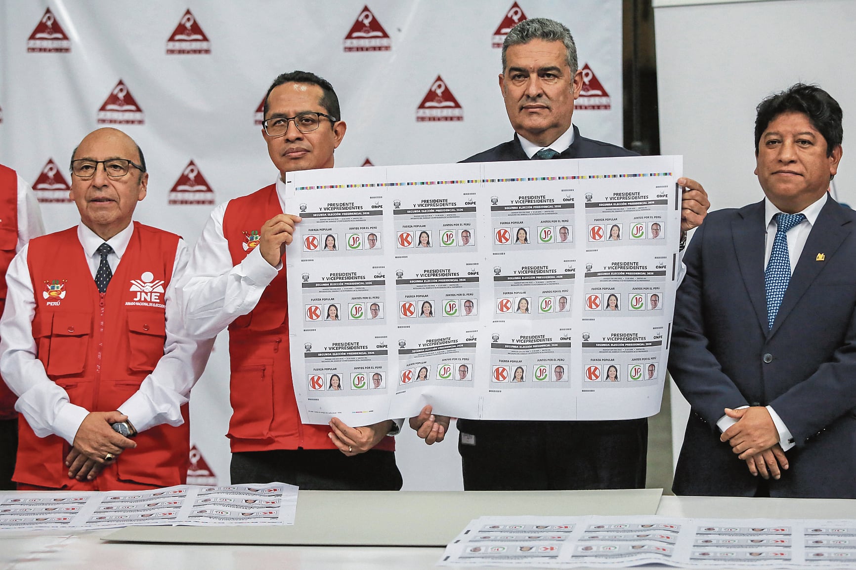 Segunda vuelta se disputará entre Keiko Fujimori y Roberto Sánchez. Foto: Cesar Bueno @photo.gec