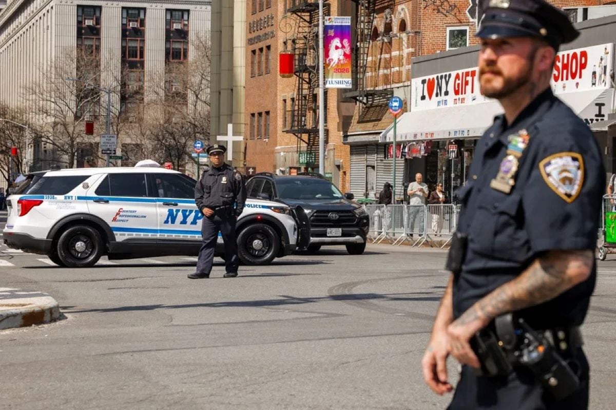 El Gobierno de Donald Trump ha impulsado incentivos económicos para policías locales que participen en arrestos de migrantes, en medio de cuestionamientos sobre su impacto en la actuación policial. Foto: EFE.