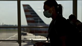 Aerolíneas de EE.UU. ven señales de recuperación; United espera acabar quema de capital en marzo