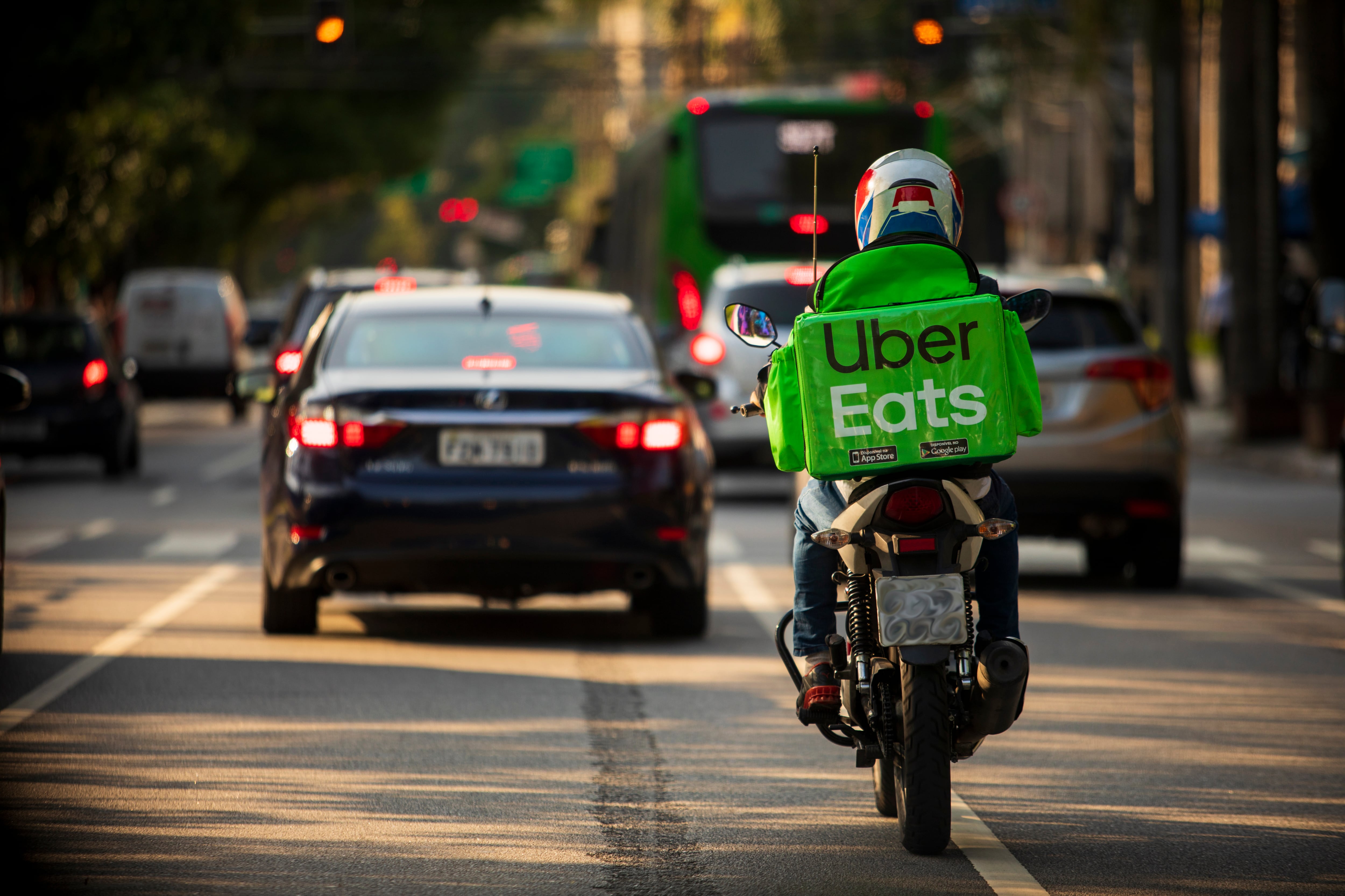 La alianza permitirá a Galgo reforzar su apuesta en la industria conocida como gig-economy, o de trabajos por encargo, mediante el desarrollo conjunto de un producto que ofrecerá crédito más barato exclusivamente a los repartidores de Uber.