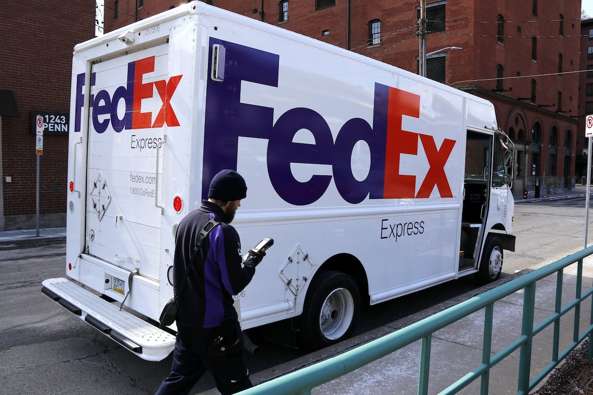FedEx es una de las empresas de mensajería más grande de todo el mundo (Foto: AP)