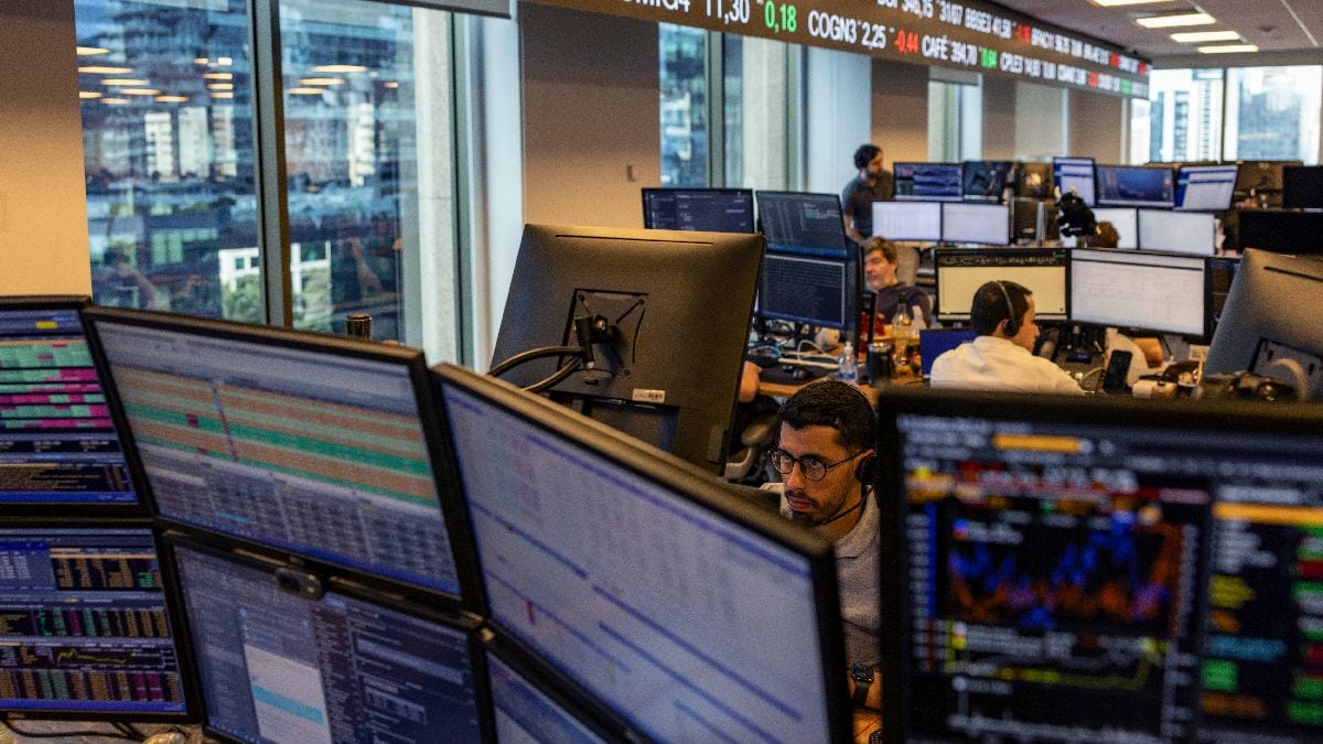 Fondos de Brasil pagan caro su apuesta por Flávio Bolsonaro