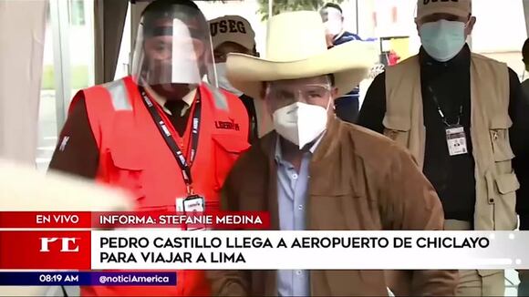 Pedro Castillo en el aeropuerto de Chiclayo