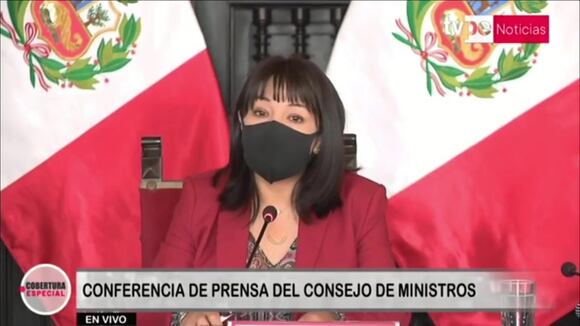 Conferencia de prensa: Mirtha Vásquez