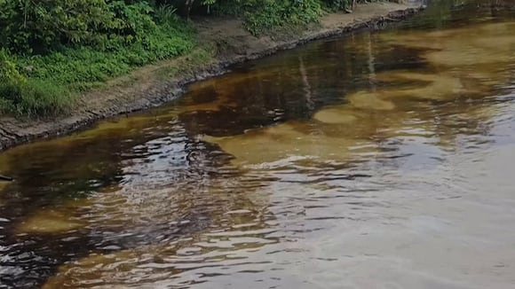 Ecuador declara emergencia en oleoducto por derrame de crudo