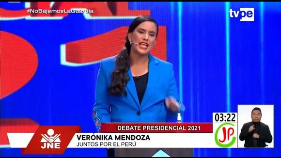 Verónika Mendoza ataca a Forsyth