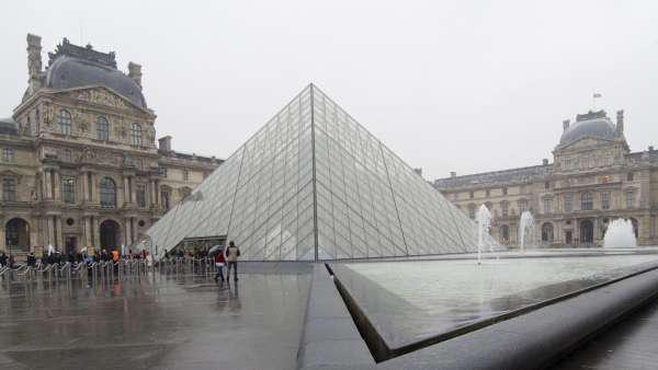 Louvre