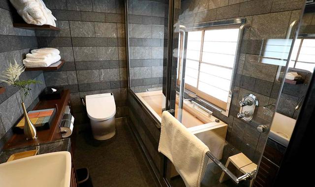 El Shiki Shima dejó el lunes la capital para su viaje inaugural. (Foto: AFP)