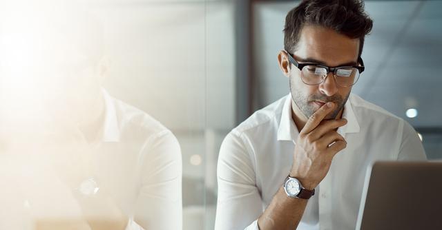 FOTO 4 | Enfoca tu campaña de comunicación a lograr tu nuevo objetivo laboral. Tanto tu CV como tu discurso de presentación personal deben dirigirse a destacar qué de lo que hiciste antes es lo que puedes hacer hoy y mañana en favor del nuevo sector y, en particular, en favor de la nueva empresa. (Foto: iStock)