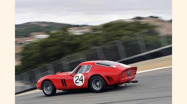 250 GTO: US$ 52 millones (1962-1964) Es el emblema de la familia Ferrari. En una subasta el año pasado, un coleccionista pagó ese precio convirtiéndolo en el coche más caro del mundo. Solo se fabricaron siete unidades.